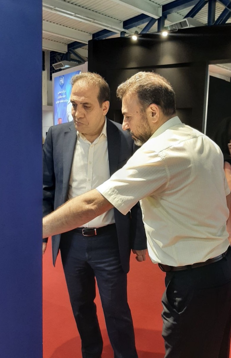 همایش دوم - ۴